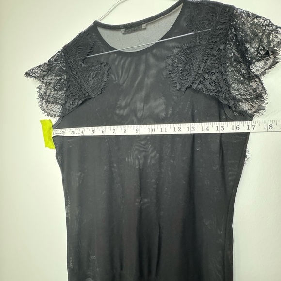 ZARA Lace Bodysuit | Size M | Flattering Fit & Unique Details - Picture 9 of 11